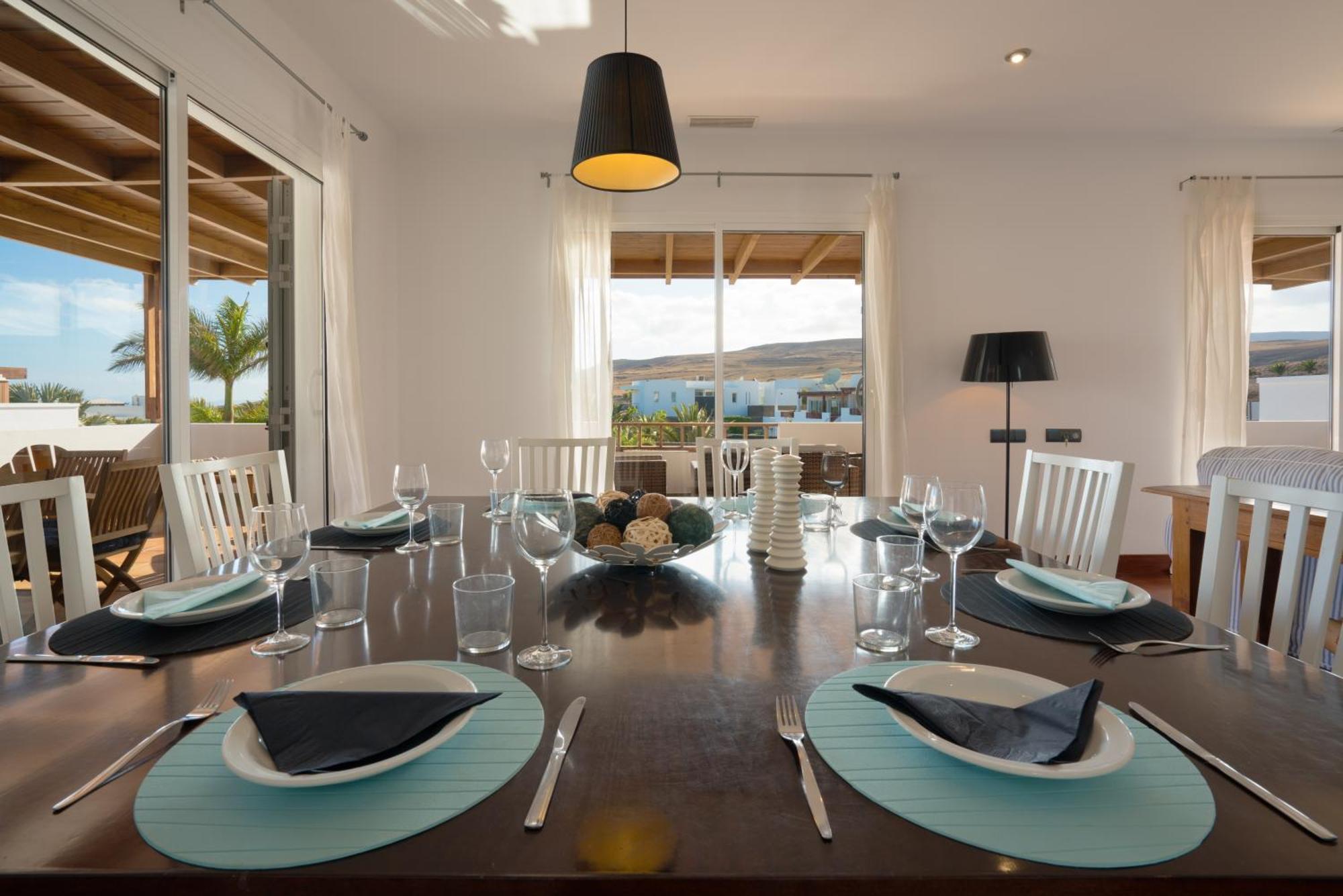 Villa Dedalos - A Luxury Large Villa With A Heated Pool In Puerto Calero Zewnętrze zdjęcie
