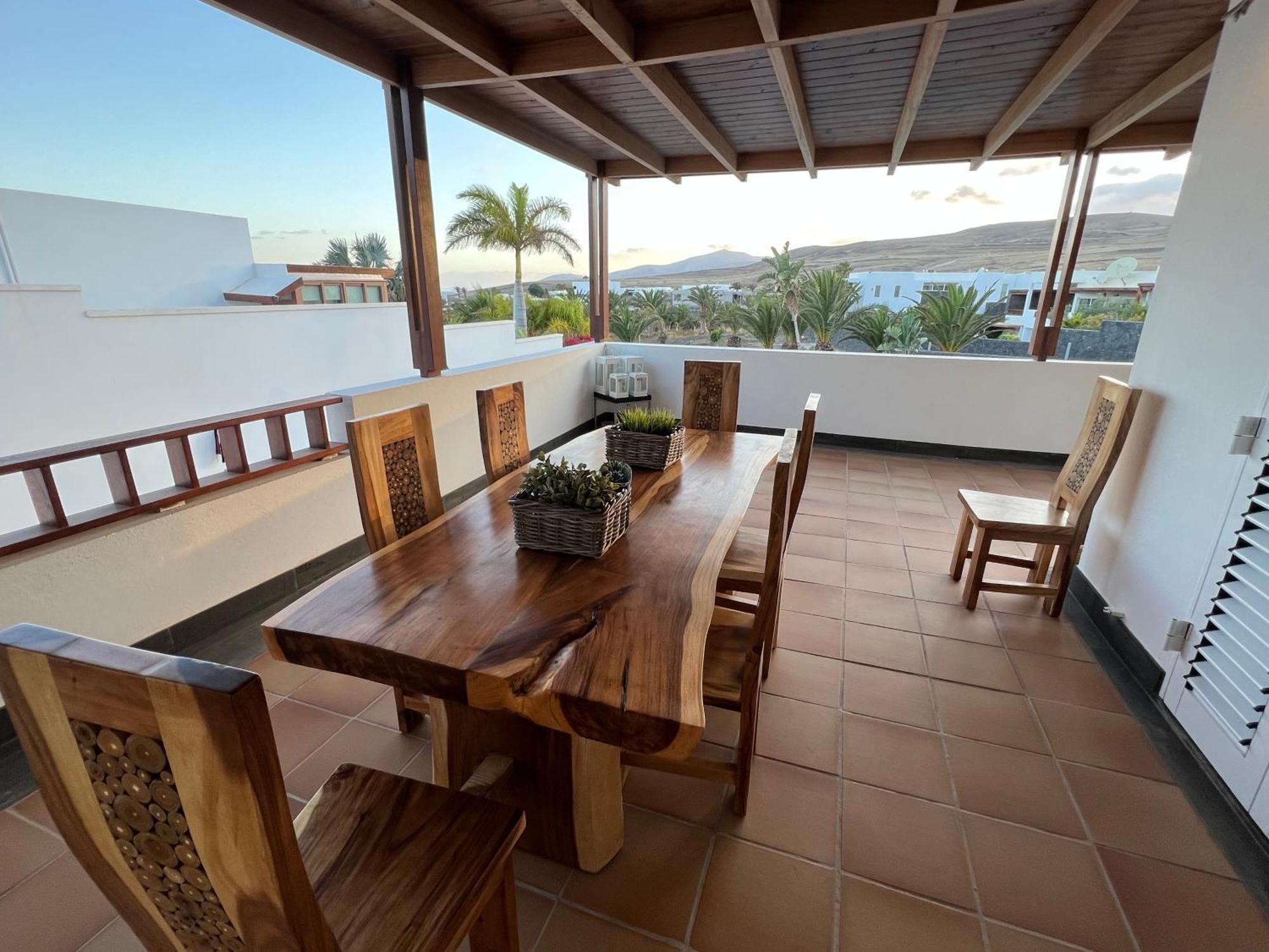 Villa Dedalos - A Luxury Large Villa With A Heated Pool In Puerto Calero Zewnętrze zdjęcie
