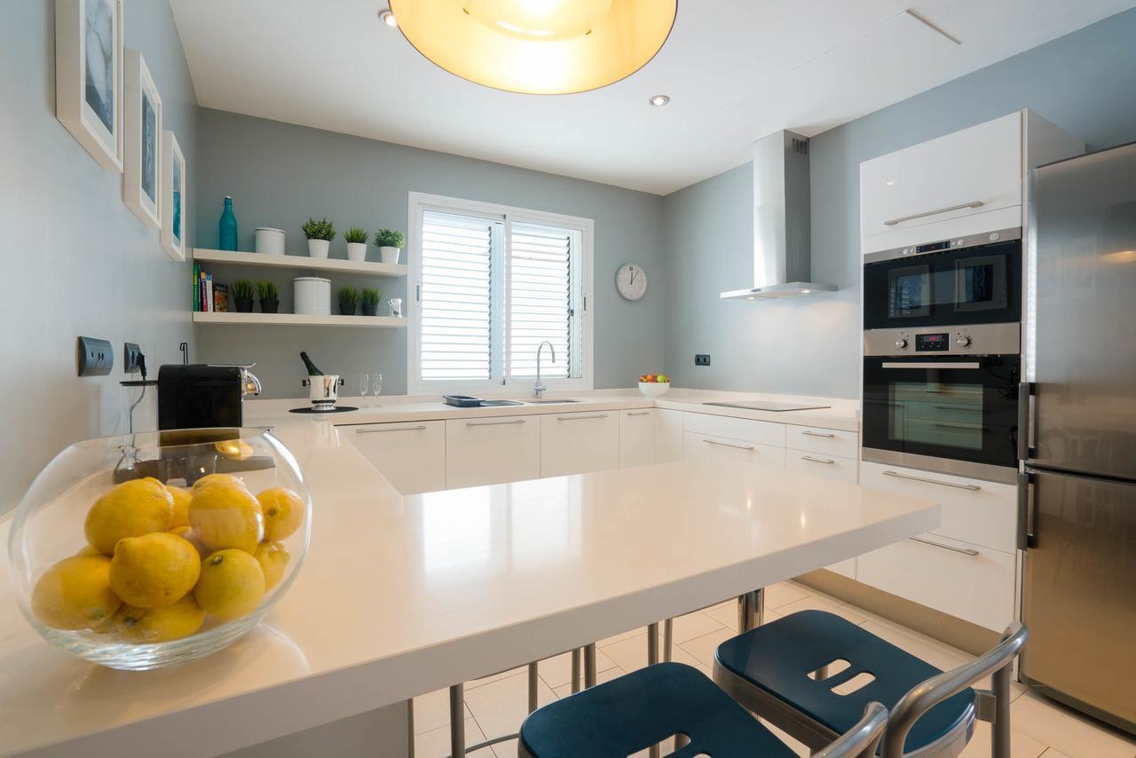 Villa Dedalos - A Luxury Large Villa With A Heated Pool In Puerto Calero Zewnętrze zdjęcie