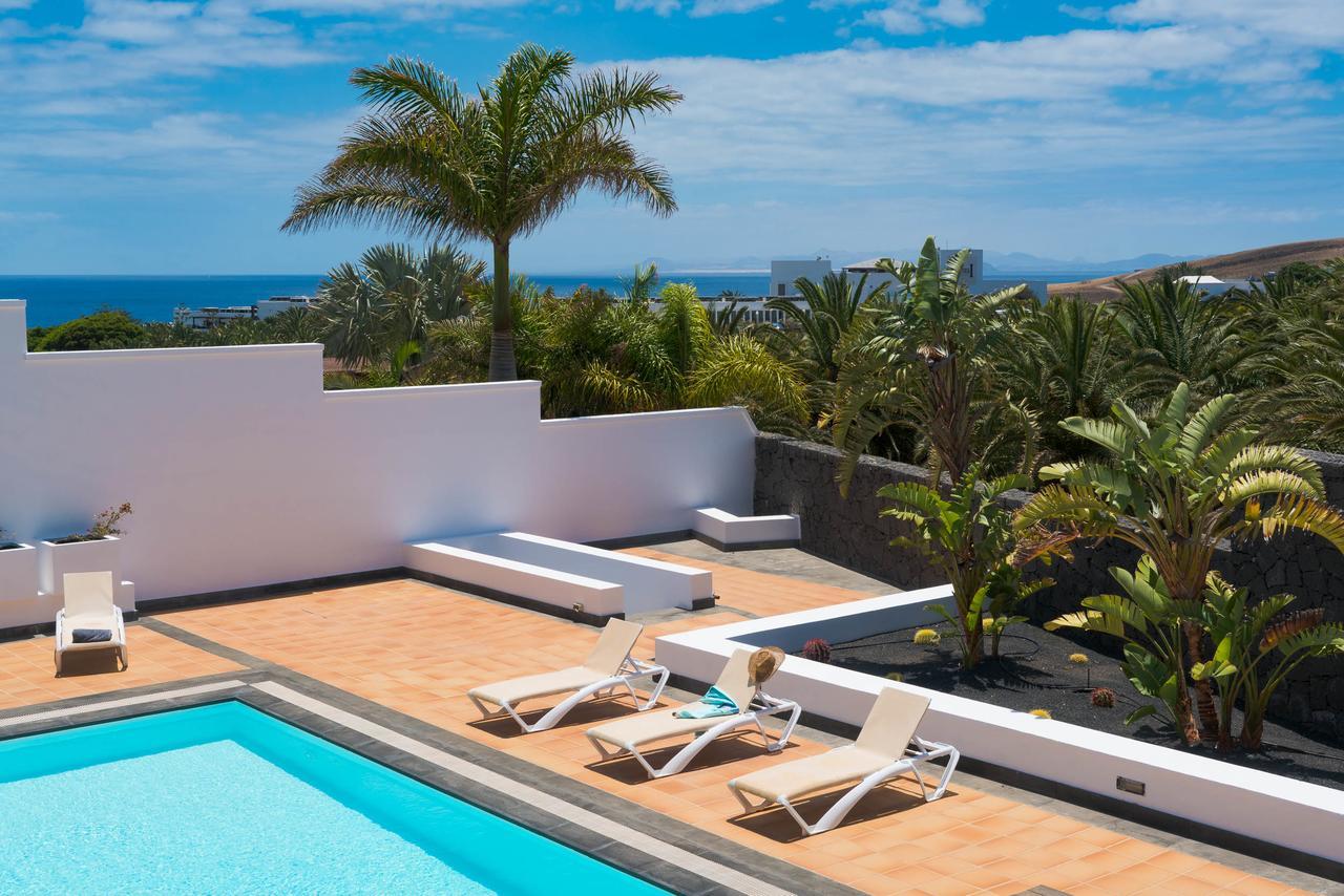 Villa Dedalos - A Luxury Large Villa With A Heated Pool In Puerto Calero Zewnętrze zdjęcie