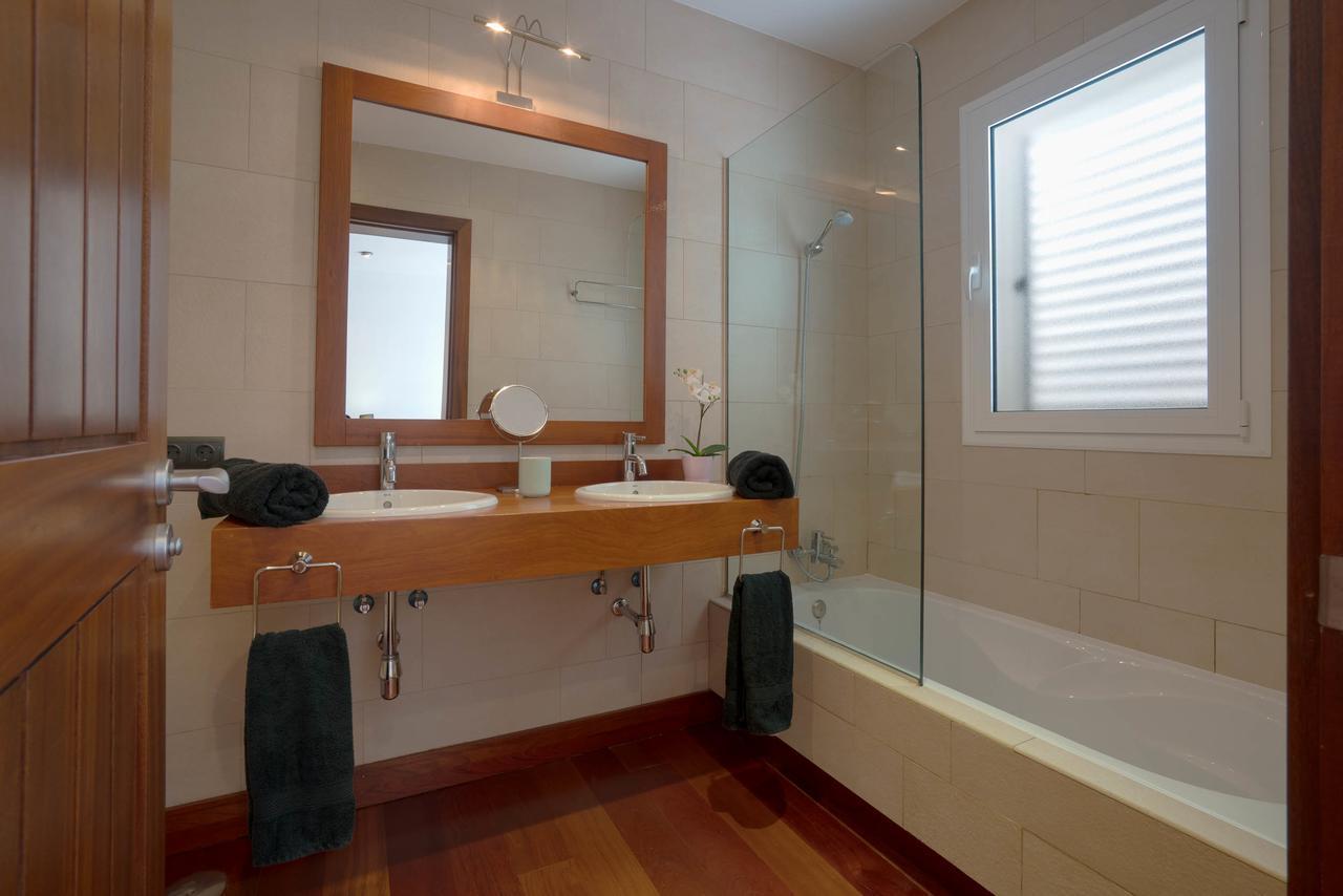 Villa Dedalos - A Luxury Large Villa With A Heated Pool In Puerto Calero Zewnętrze zdjęcie